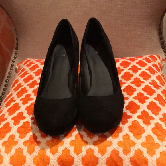 Apt. 9 Shoes - ‼️LOW PRICE‼️Wedge heels.